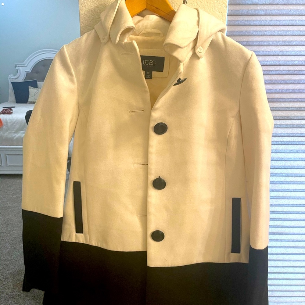 BCBG women’s coat